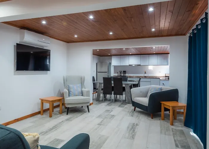 Tranquilidade * Estreito Da Calheta